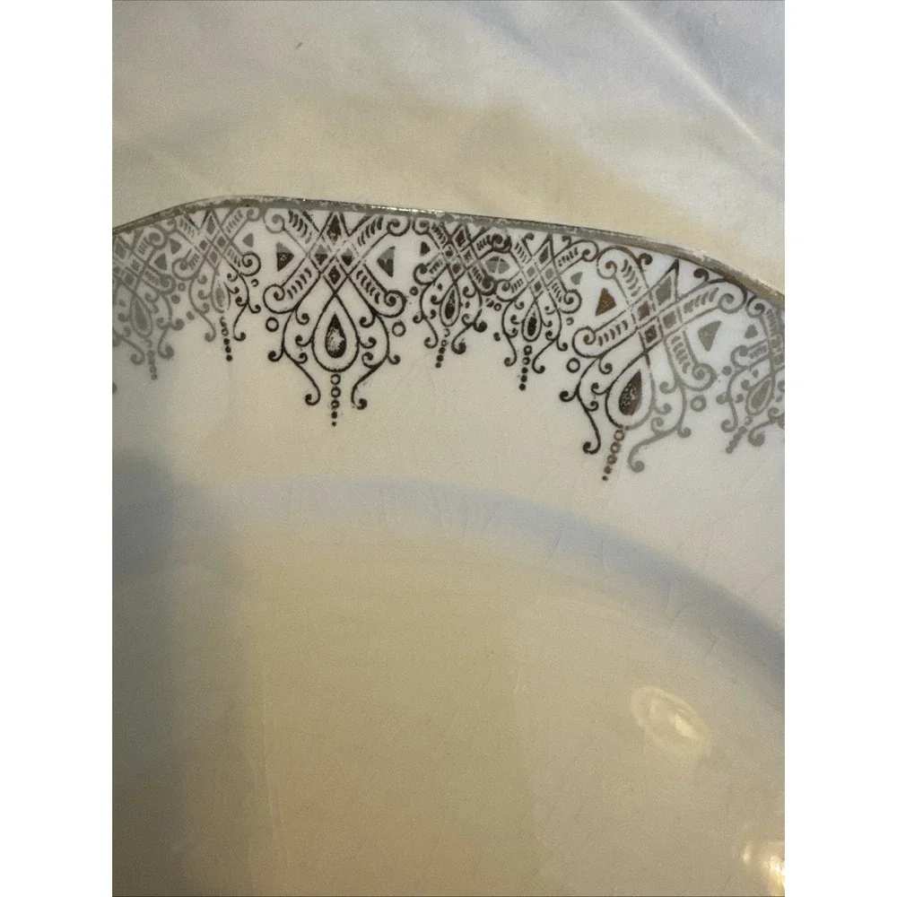 Royal China 22K Gold National Brotherhood Of‎ Operative Potters Dinner Plates